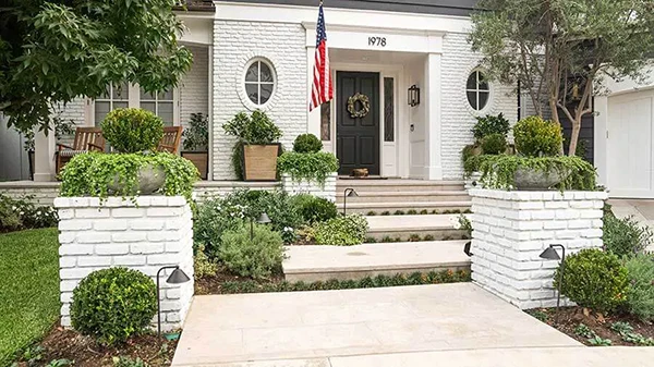 Port Streets Home Entryway Landscaping